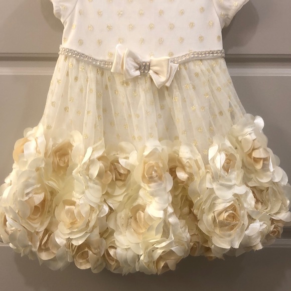 🌸Elegant floral baby dress - Picture 3 of 4